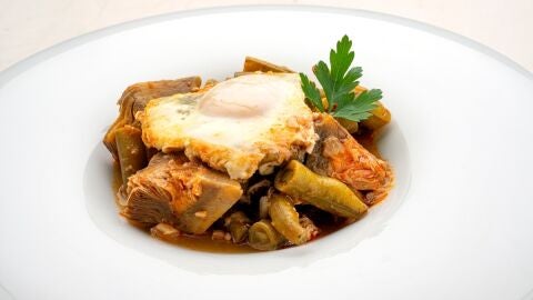 Guiso de habas a la andaluza