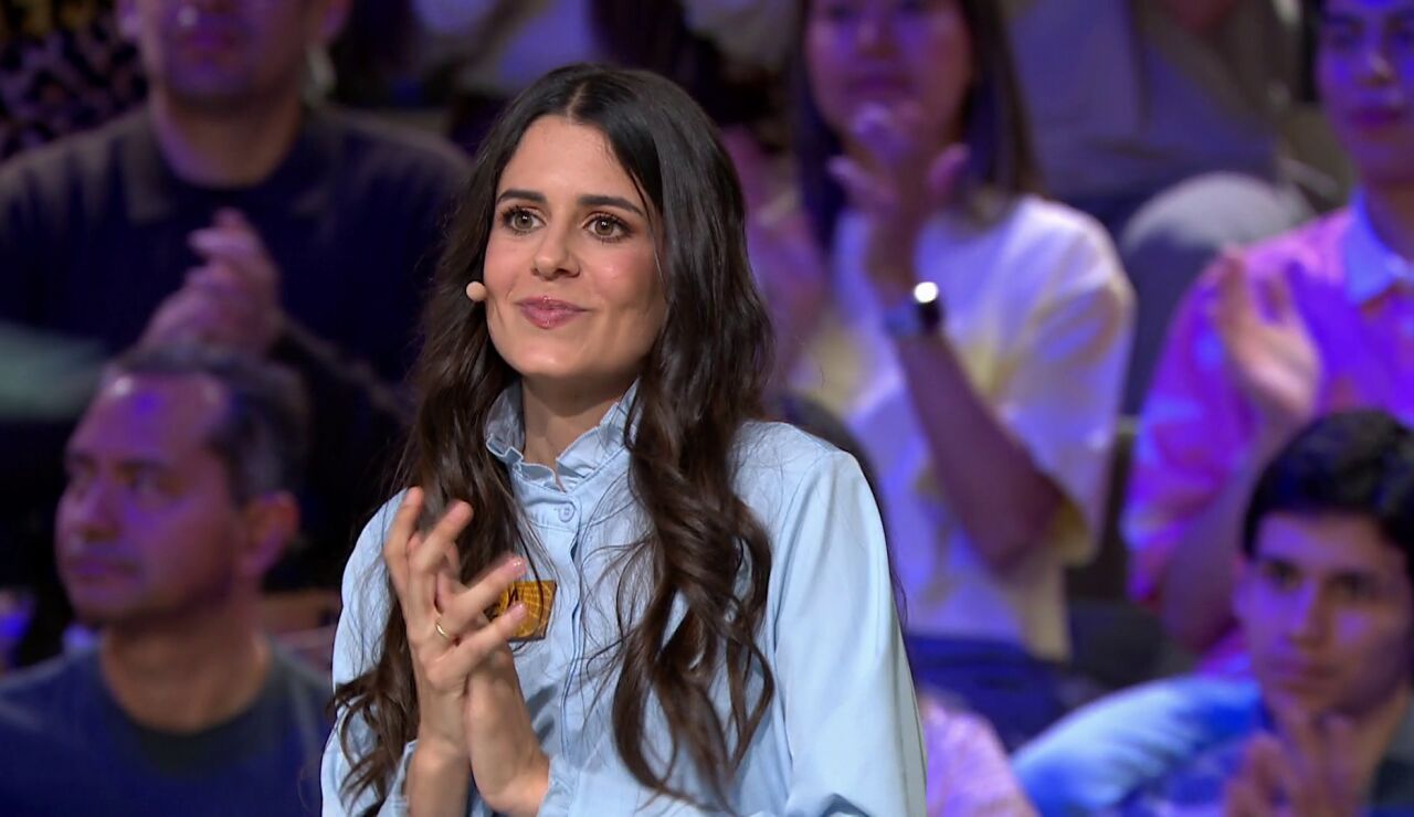 Andrea salva el panel con un Premio tras caer 3 veces en el Se lo doy