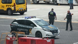 Guardia Civil en el puerto de Granadilla