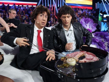 Regresan las predicciones de An&iacute;bal G&oacute;mez aqu&iacute; podr&iacute;a encontrar &Agrave;ngel Ll&agrave;cer el amor