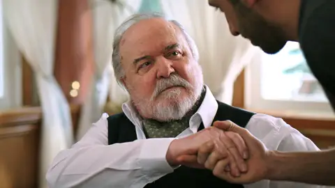Halis perdona a Abidin y toma una decisión que cambia la familia para siempre: esta noche, en Una nueva vida Halis perdona a Abidin y toma una decisión que cambia la familia para siempre: esta noche, en Una nueva vida