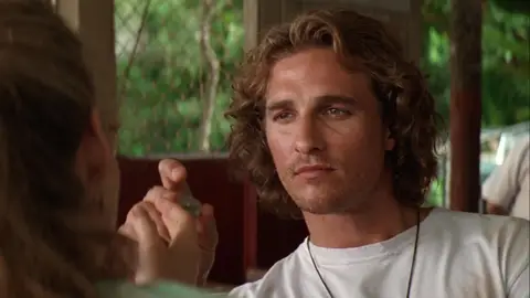 Matthew McConaughey en Contact (1997) Matthew McConaughey en Contact (1997)
