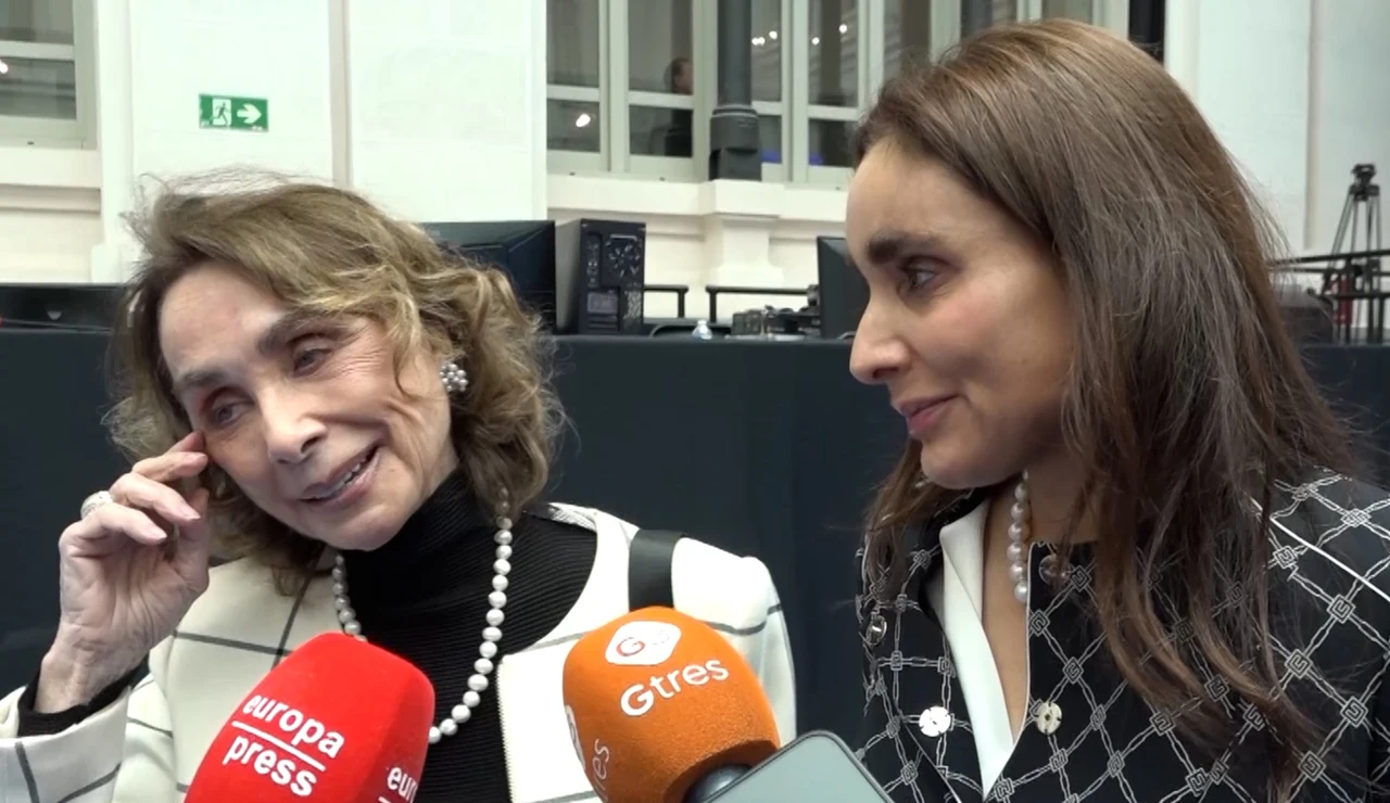 Paloma de Arezana y su hija, Paloma Segrelles