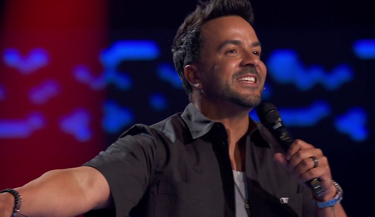 Fonsi protagoniza el momento m&aacute;s tierno de la noche con este talent as&iacute; cantan &lsquo;Marbella&rsquo;