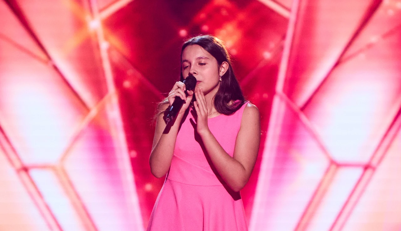 Jimena emociona con Rocío Dúrcal y conquista a Ana Mena en La Voz Kids