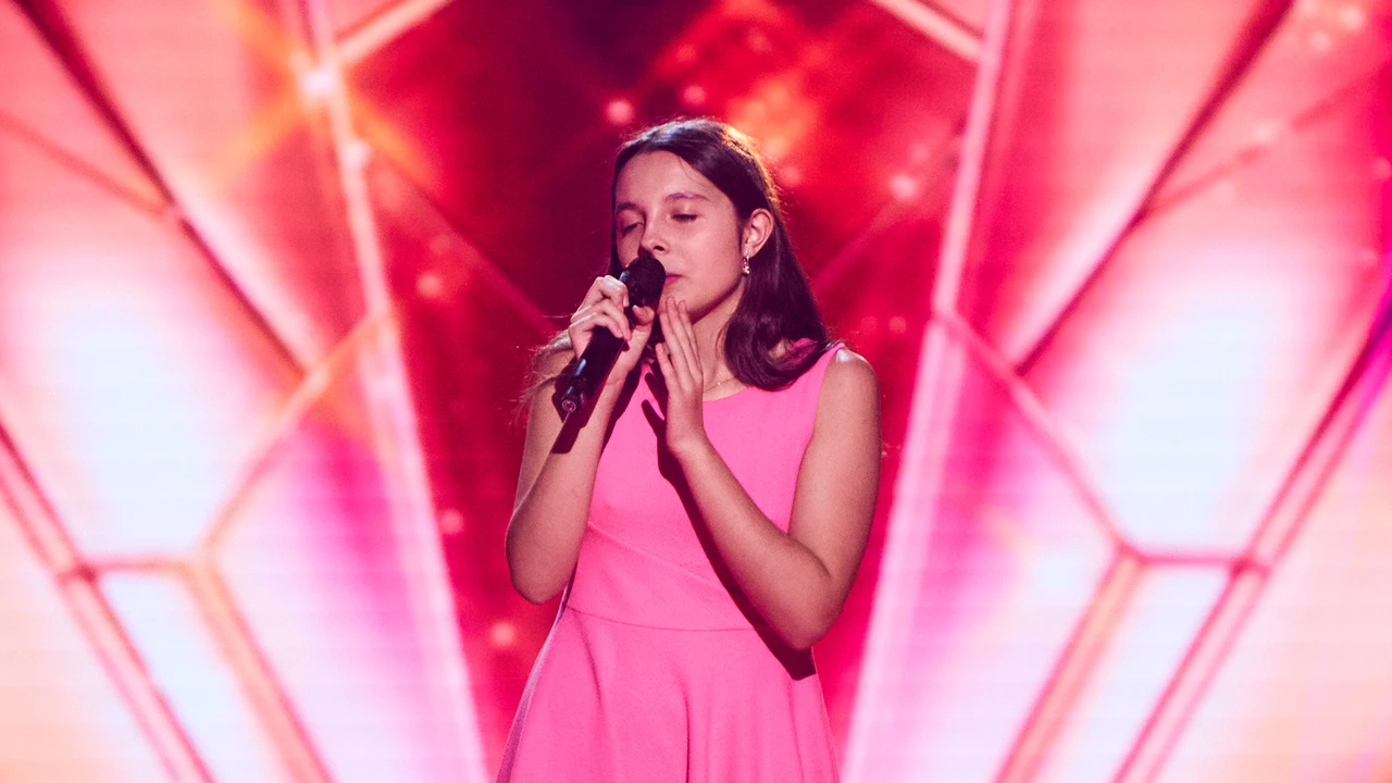 Jimena emociona con Rocío Dúrcal y conquista a Ana Mena en La Voz Kids