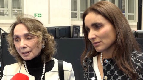 Paloma Arenaza y Paloma Segrelles en la entrega de las Medallas de Honor de Madrid