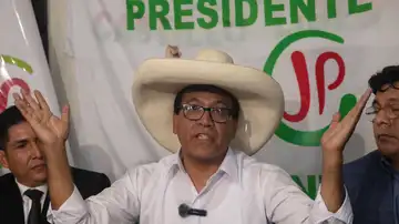 Perú.- Keiko Fujimori y Roberto Sánchez pasan a segunda vuelta de las presidenciales con el 100% del voto escrutado Perú.- Keiko Fujimori y Roberto Sánchez pasan a segunda vuelta de las presidenciales con el 100% del voto escrutado