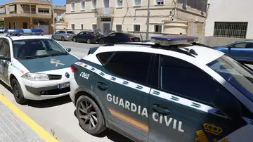 Coches de la Guardia Civil. Coches de la Guardia Civil.
