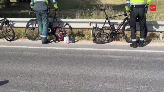 Un coche arrolla a un grupo de ciclistas en Brunete, Madrid: siete heridos y uno de ellos grave