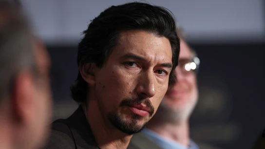 Adam Driver durante la rueda de prensa de Paper Tiger en Cannes Adam Driver durante la rueda de prensa de Paper Tiger en Cannes