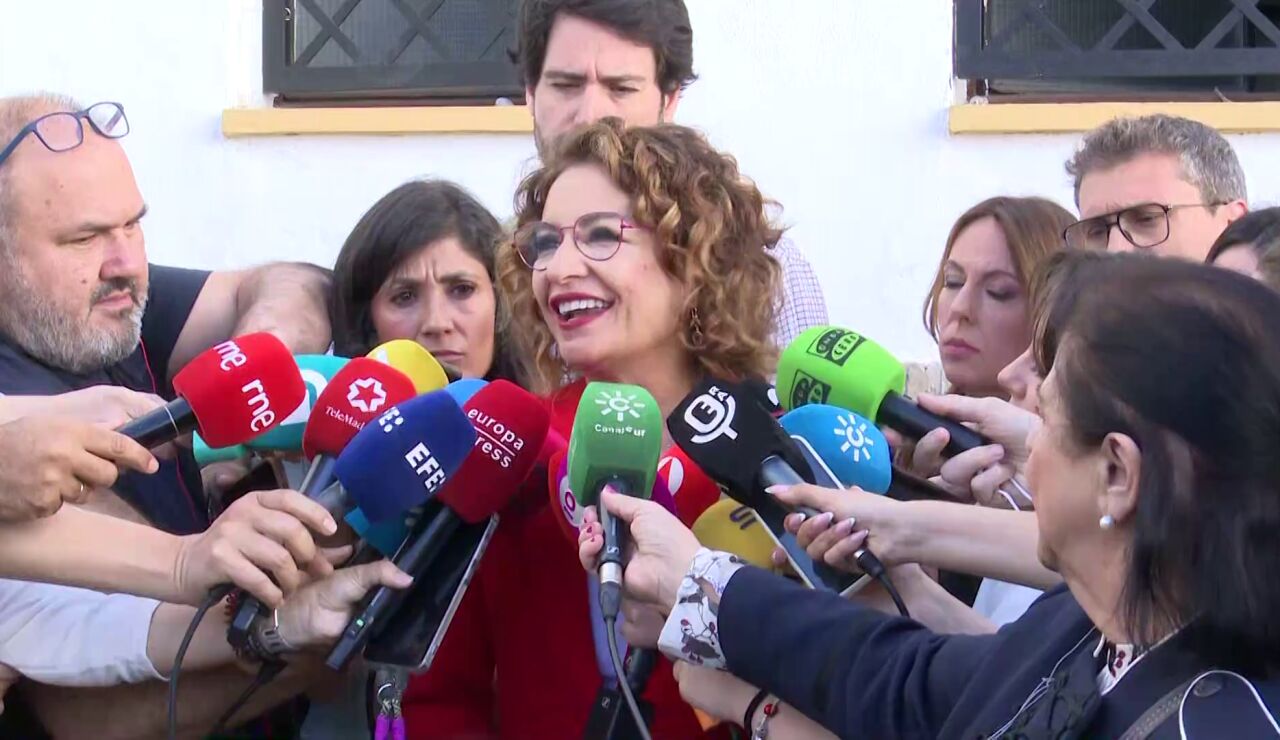 Mar&iacute;a Jes&uacute;s Montero anima a "todo el mundo a votar": "Es un d&iacute;a importante para decidir nuestro futuro"