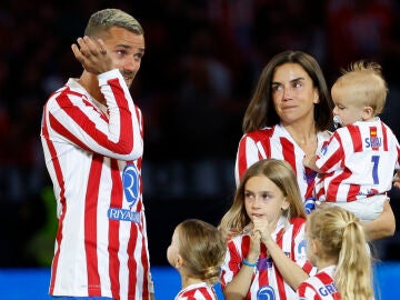 Griezmann, emocionado en su despedida en el Metropolitano