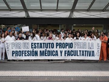 Los m&eacute;dicos retoman este lunes la huelga nacional para exigir un Estatuto Marco propio