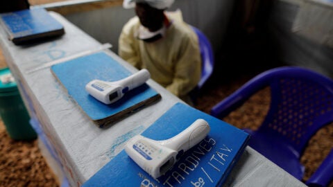 Las claves del brote de &eacute;bola en &Aacute;frica, "una emergencia de salud p&uacute;blica de importancia internacional" 