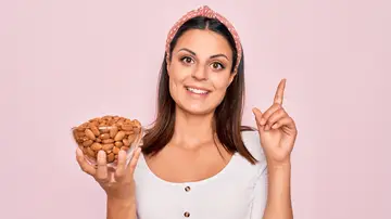 Almond Mum Almond Mum