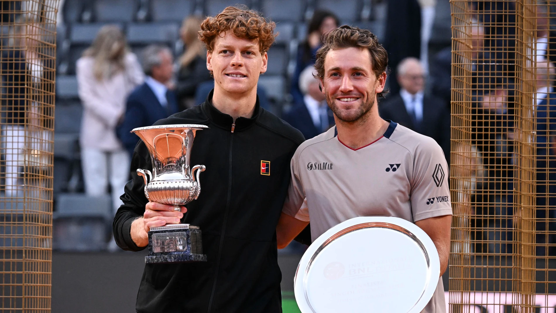 Jannik Sinner y Casper Ruud, tras la final del Masters de Roma Jannik Sinner y Casper Ruud, tras la final del Masters de Roma