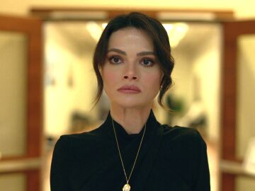 Alya descubre la doble vida de Cihan al pillar a Mine grit&aacute;ndole que lo ama