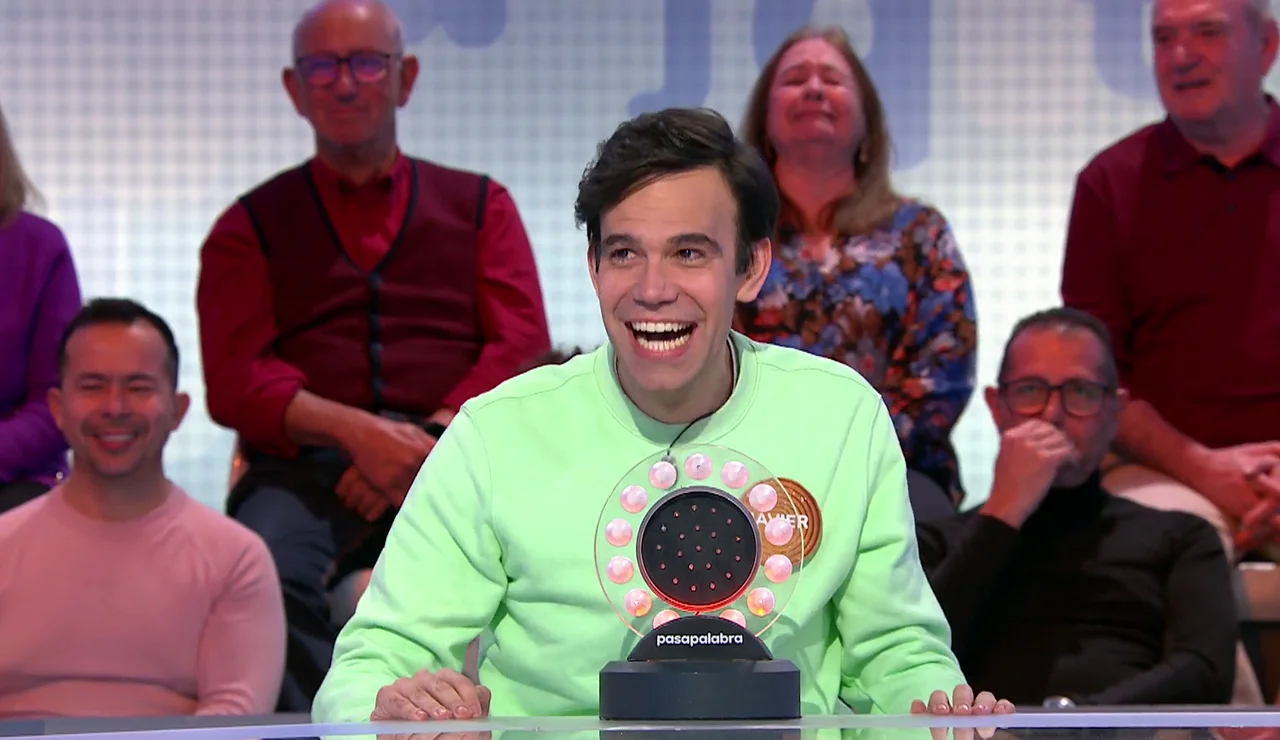 La apoteosis lírica de Javier en Pasapalabra... ¡cantando una canción infantil!