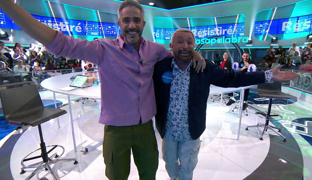 El final feliz de Jos&eacute; Manuel Parada en Pasapalabra: bailando &lsquo;Resistir&eacute;&rsquo; con Roberto Leal