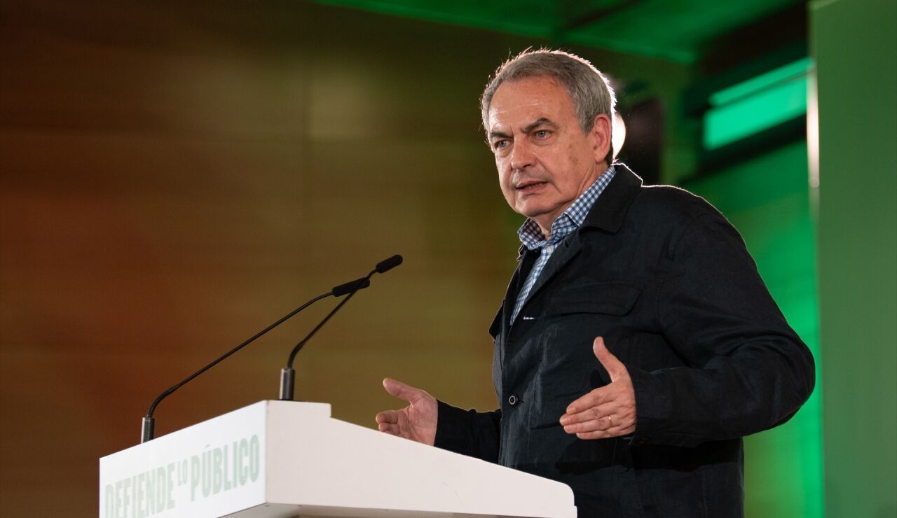 Zapatero en un acto