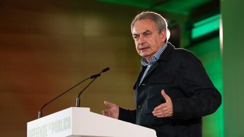 Zapatero en un acto