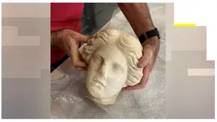 Encuentran un busto en Alicante.