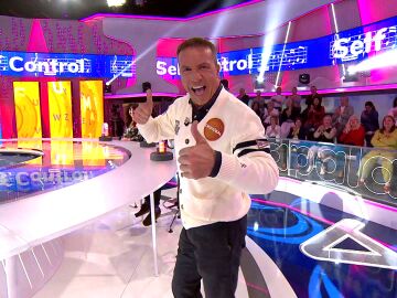 2-baileRoberto Leal alucina con Crist&oacute;bal Soria por su baile &ldquo;muy prohibido&rdquo; en Pasapalabra