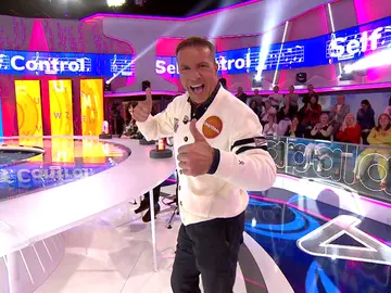 2-baileRoberto Leal alucina con Cristóbal Soria por su baile “muy prohibido” en Pasapalabra 2-baileRoberto Leal alucina con Cristóbal Soria por su baile “muy prohibido” en Pasapalabra