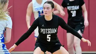 Emily Mae Smith, en un partido con los Potsdam Bears
