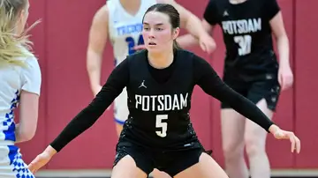 Emily Mae Smith, en un partido con los Potsdam Bears Emily Mae Smith, en un partido con los Potsdam Bears