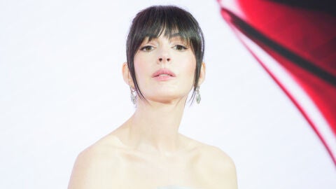 Anne Hathaway