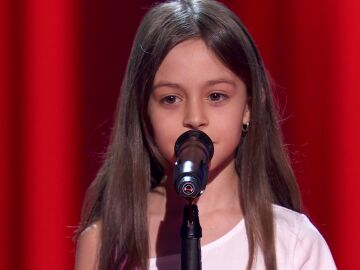 Lola, talent de La Voz Kids