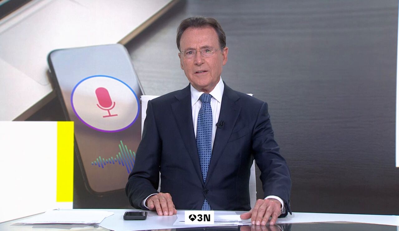 V&Iacute;DEO: Mat&iacute;as Prats tiene claro lo que le dir&iacute;a a su tel&eacute;fono si este le escuchara: "Estoy muy orgulloso de trabajar en Antena 3" 