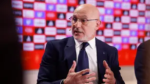 Luis de la Fuente comparece ante los medios tras ofrecer la lista para el Mundial