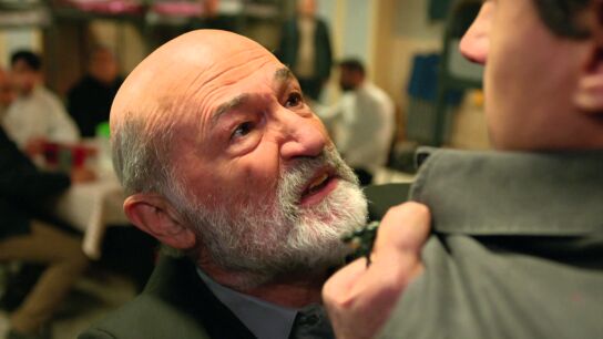 &ldquo;&iexcl;Me averg&uuml;enza que seas mi hijo!&rdquo;: Ecmel abofetea a Sahin en prisi&oacute;n