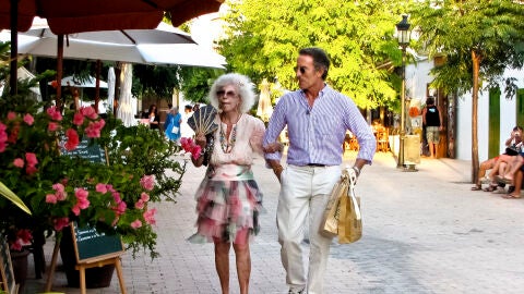 La duquesa de Alba y Alfonso Díez en 2010