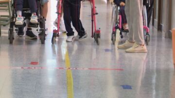 Alumnas que no pueden subir a sus clases en Canarias
