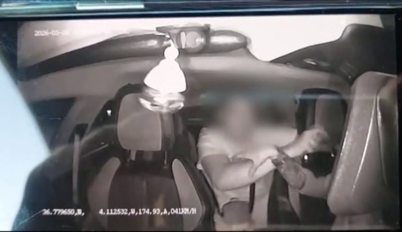 Apu&ntilde;ala a un taxista en plena carretera de M&aacute;laga para robarle 500 euros: &ldquo;T&iacute;rale que te mato&rdquo;