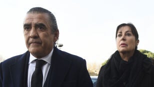 Carmen Mart&iacute;nez-Bordi&uacute; y su hermano Jaime