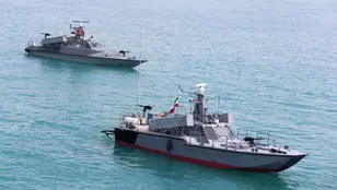 Irán cifra en 25 los buques que han cruzado el estrecho de Ormuz en las últimas 24 horas "con permiso" de Teherán