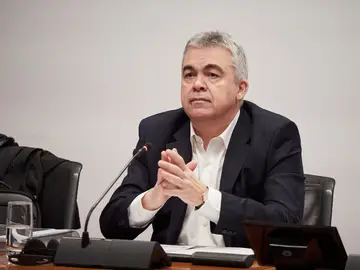 Santos Cerdán, tras su imputación en el 'caso Leire': "Ni se hizo chantaje ni se hizo nada por el estilo" Santos Cerdán, tras su imputación en el 'caso Leire': "Ni se hizo chantaje ni se hizo nada por el estilo"