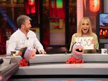 ¡Máxima rivalidad! Marta Sánchez y Pablo Motos se 'pican' en el juego de las hormigas ¡Máxima rivalidad! Marta Sánchez y Pablo Motos se 'pican' en el juego de las hormigas