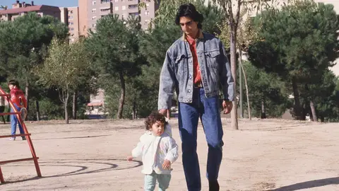 Antonio Flores junto a su hija Alba Antonio Flores junto a su hija Alba