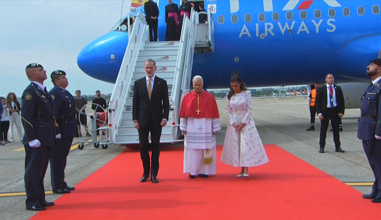 Papa Le&oacute;n XIV y los Reyes