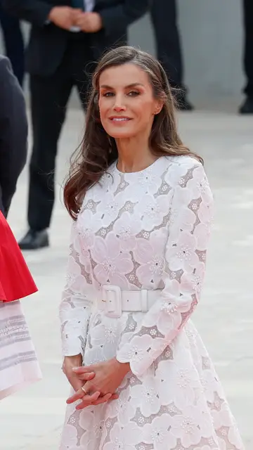 La reina Letizia tras la llegada del Papa a Madrid La reina Letizia tras la llegada del Papa a Madrid