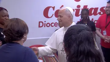 El Papa en el centro de Cáritas El Papa en el centro de Cáritas