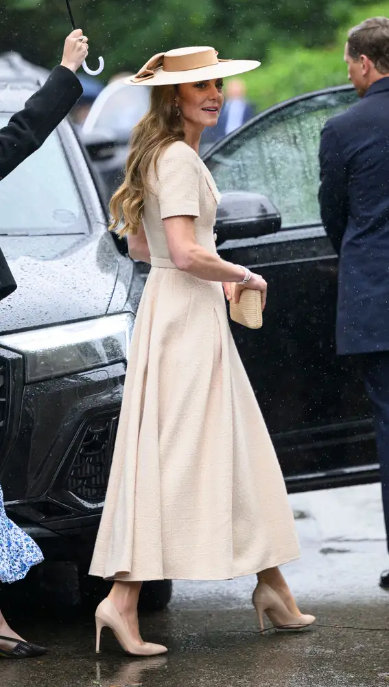 Kate Middleton en la boda de Peter Phillips y Harriet Sperling Kate Middleton en la boda de Peter Phillips y Harriet Sperling