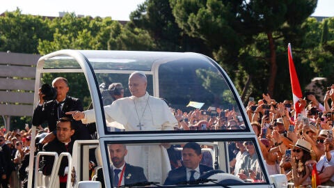 El papa Le&oacute;n XIV llega a Cibeles.