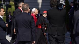 El papa L&eacute;on XIV durante la visita a la catedral de la Almudena